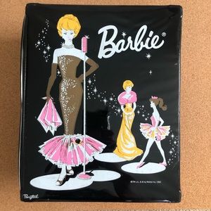 Vintage 1962 Barbie Case and Accessories
